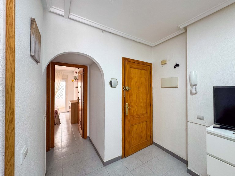 Apartment for Sale in Torrevieja, Alicante 38