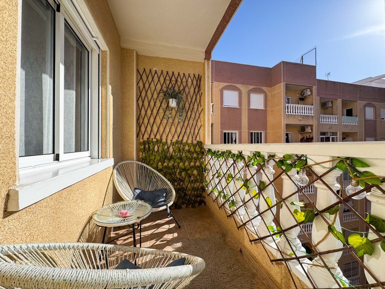 Apartment for Sale in Torrevieja, Alicante 23