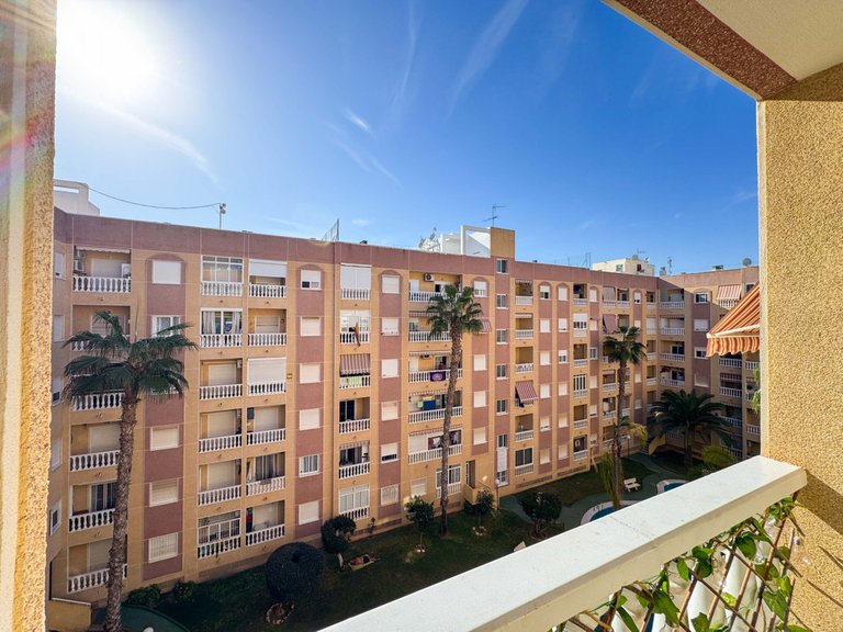 Apartment for Sale in Torrevieja, Alicante 25