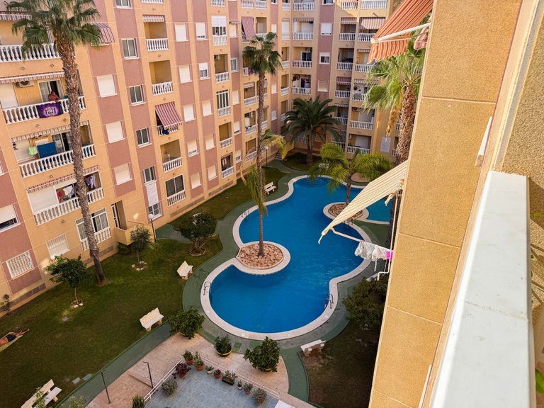 Apartment for Sale in Torrevieja, Alicante 27