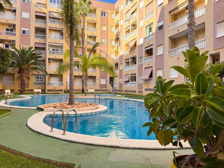 Apartment for Sale in Torrevieja, Alicante 34