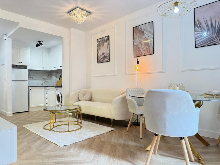 Apartment for Sale in Torrevieja, Alicante 1