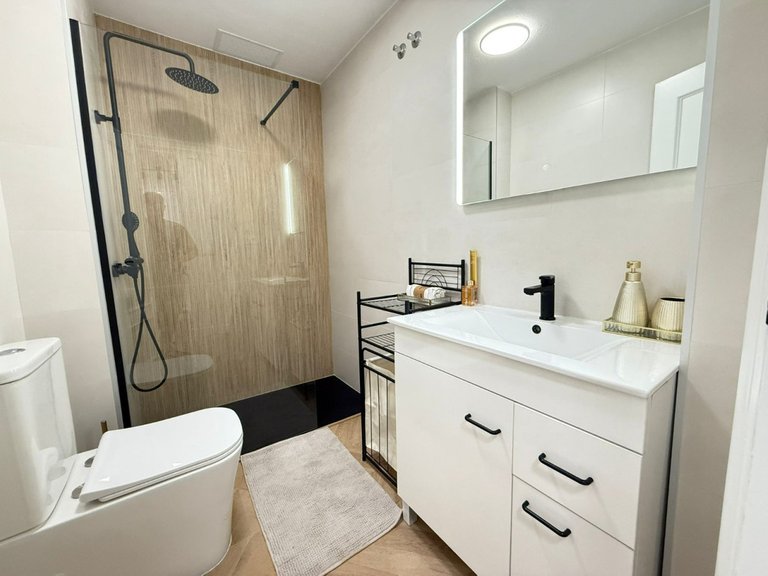 Apartment for Sale in Torrevieja, Alicante 15