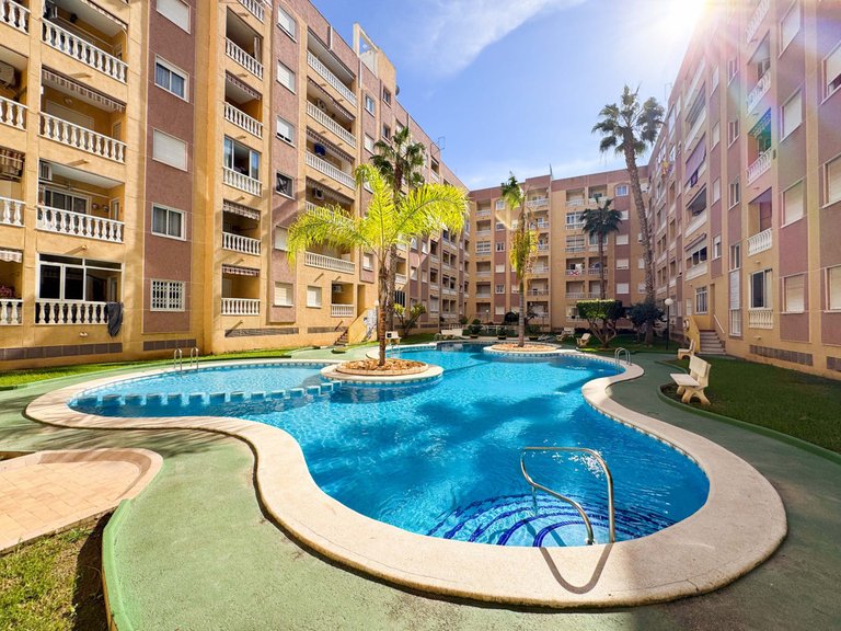 Apartment for Sale in Torrevieja, Alicante 23