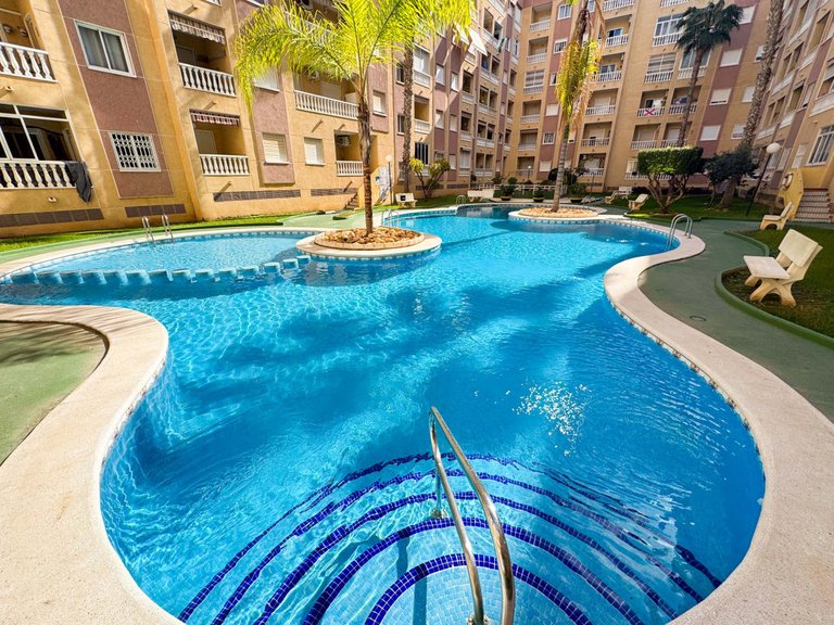Apartment for Sale in Torrevieja, Alicante 24