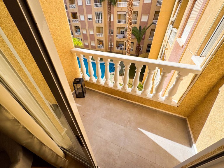 Apartment for Sale in Torrevieja, Alicante 28