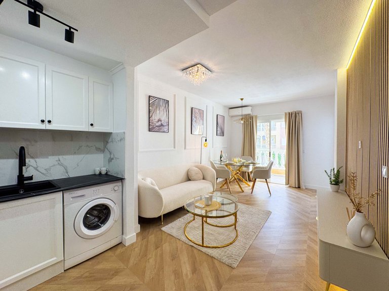 Apartment for Sale in Torrevieja, Alicante 31
