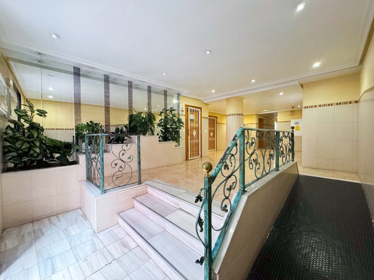 Apartment for Sale in Torrevieja, Alicante 37