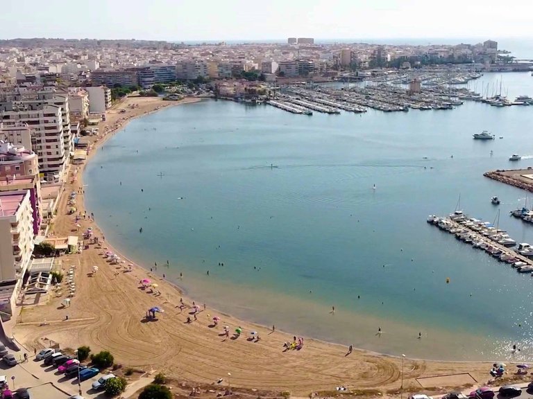 Apartment for Sale in Torrevieja, Alicante 44