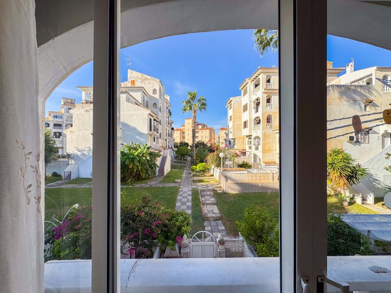 Apartment for Sale in Torrevieja, Alicante 16