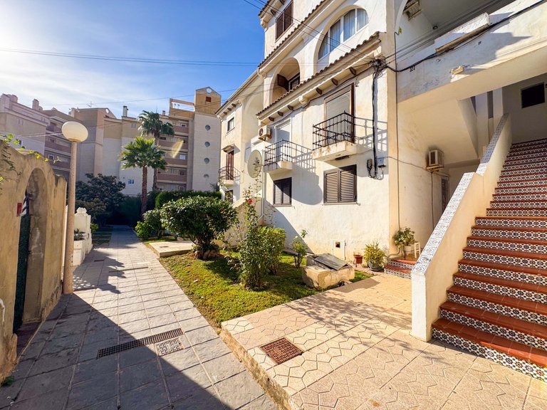 Apartment for Sale in Torrevieja, Alicante 23