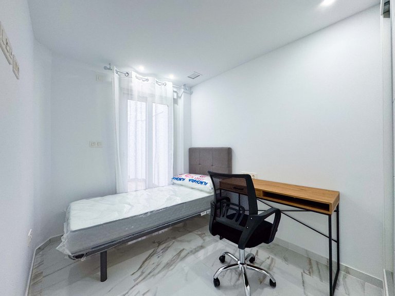 Apartment for Sale in Torrevieja, Alicante 16