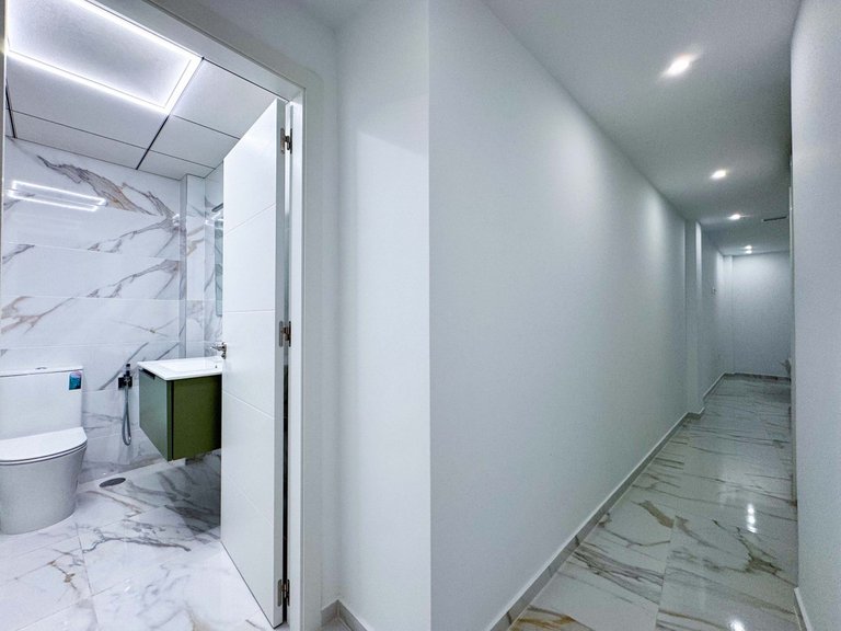Apartment for Sale in Torrevieja, Alicante 19
