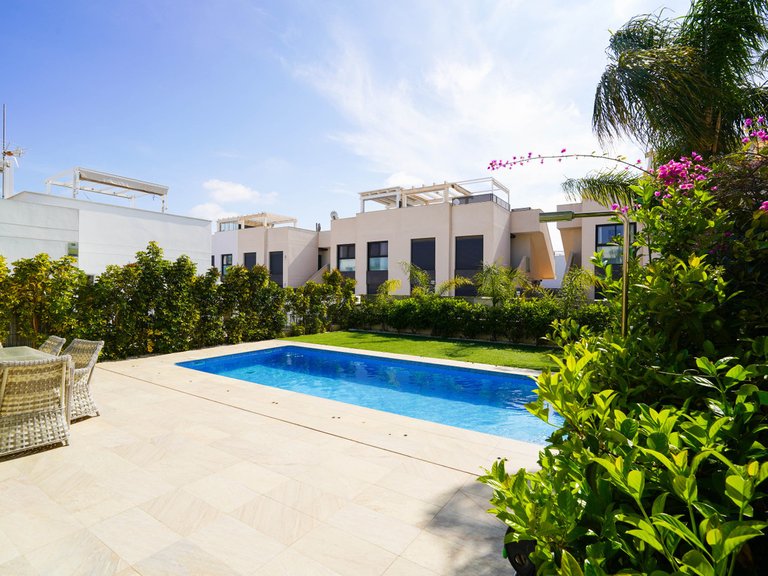 Villa for Sale in Ciudad Quesada, Alicante 32