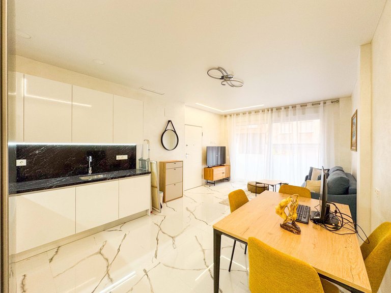 Apartment for Sale in Torrevieja, Alicante 14