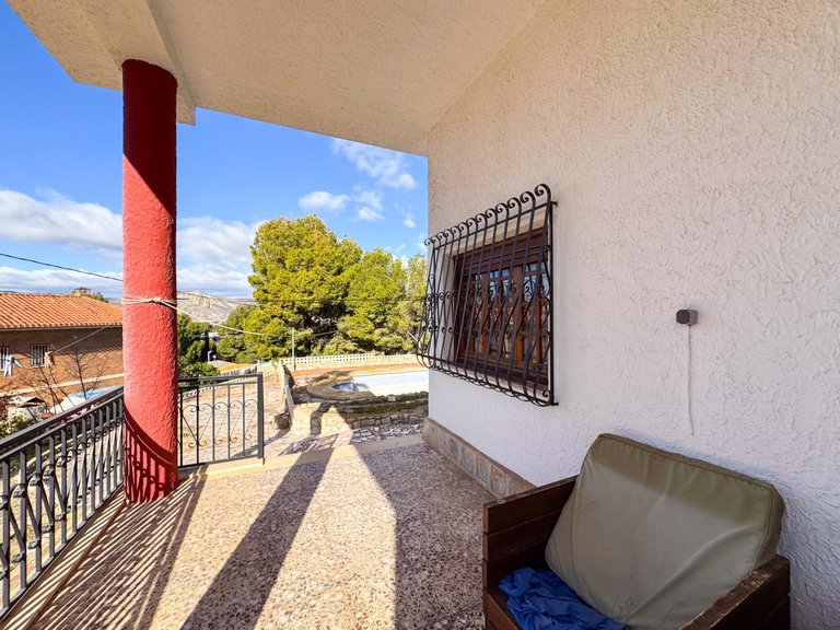 Villa for Sale in Elda, Alicante 34