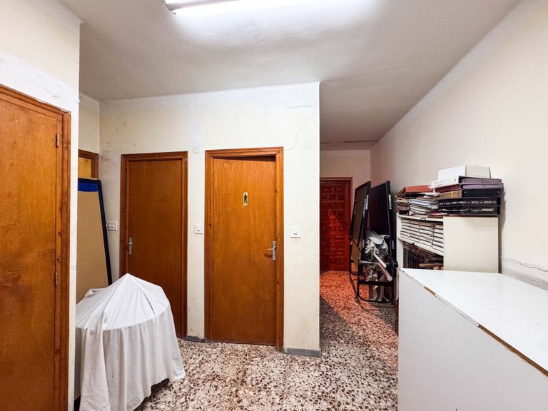 Villa for Sale in Elda, Alicante 40
