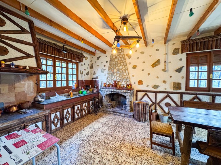 Villa for Sale in Elda, Alicante 41