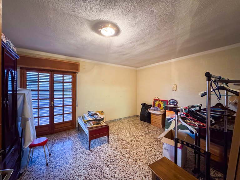 Villa for Sale in Elda, Alicante 50