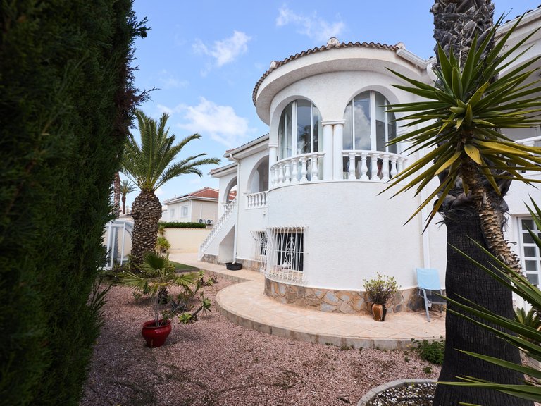 Villa for Sale in Ciudad Quesada, Alicante 9