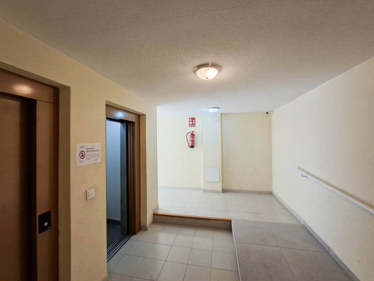 Apartment for Sale in Torrevieja, Alicante 25