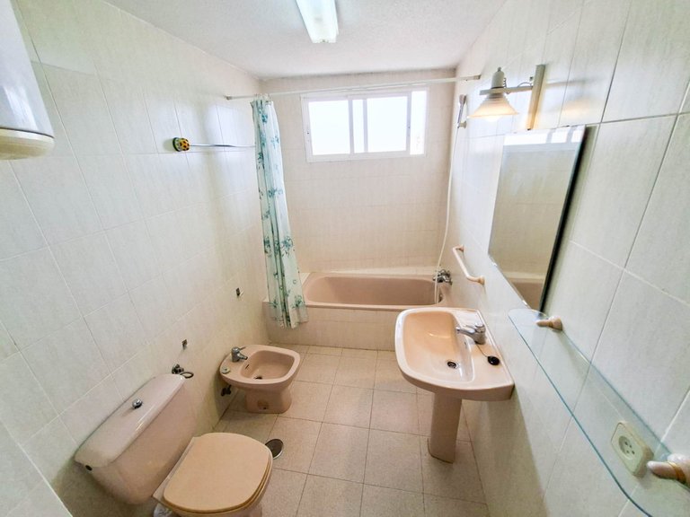Apartment for Sale in Torrevieja, Alicante 29