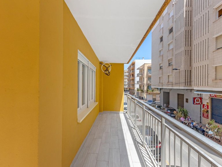 Apartment for Sale in Torrevieja, Alicante 13
