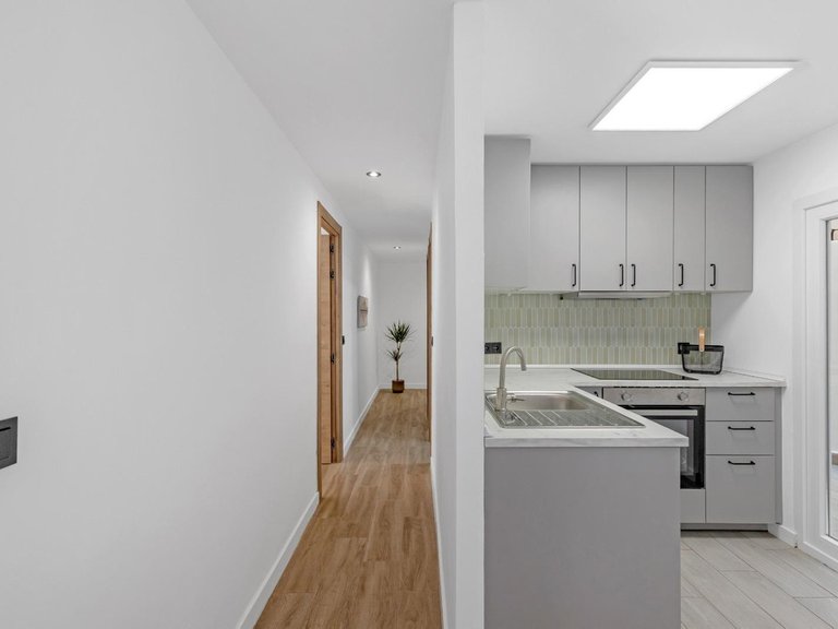 Apartment for Sale in Torrevieja, Alicante 15
