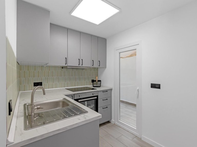 Apartment for Sale in Torrevieja, Alicante 16
