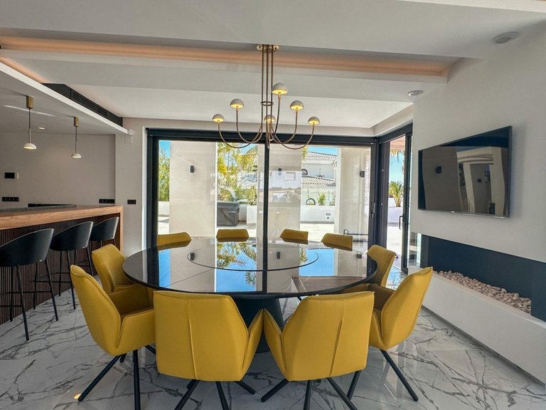 Villa for Sale in Villamartin, Alicante 13