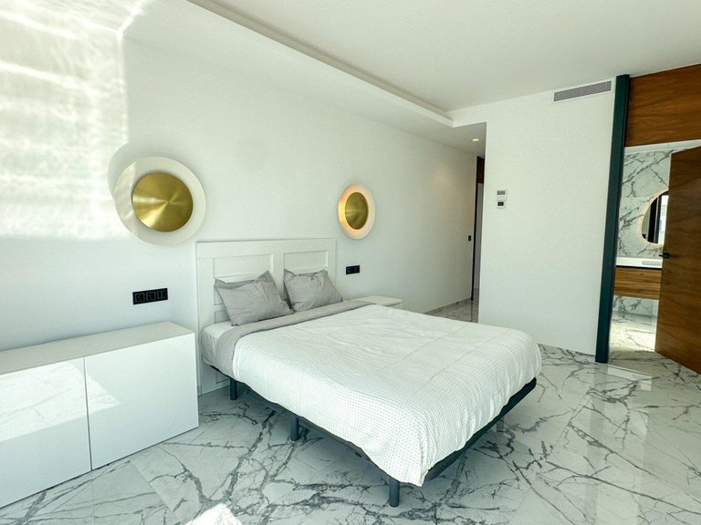 Villa for Sale in Villamartin, Alicante 42