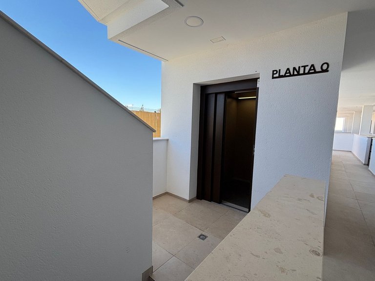 Apartment for Sale in Los Alcazares, Murcia 46