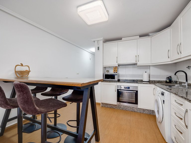 Apartment for Sale in Torrevieja, Alicante 34