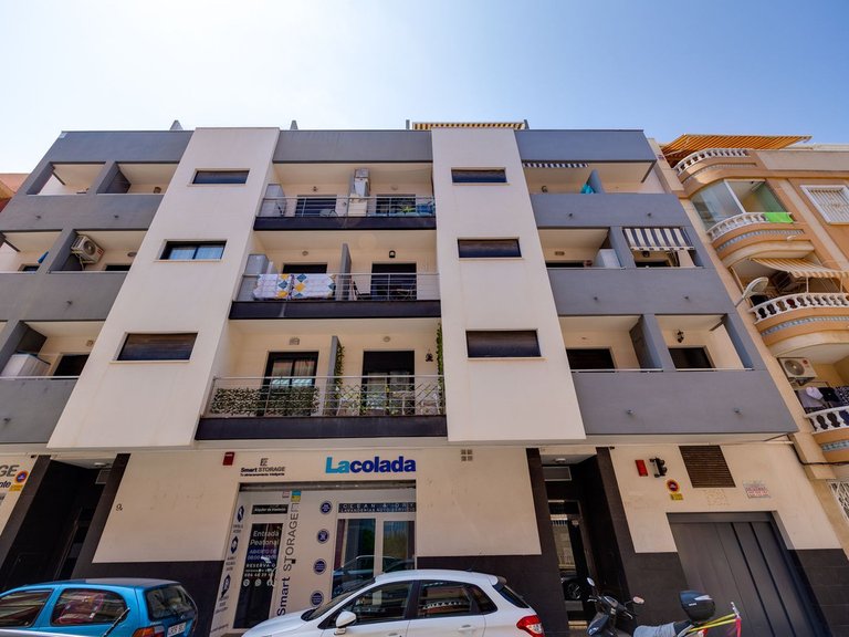 Apartment for Sale in Torrevieja, Alicante 47