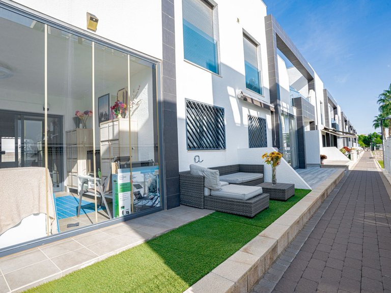 Apartment for Sale in La Zenia, Alicante 14