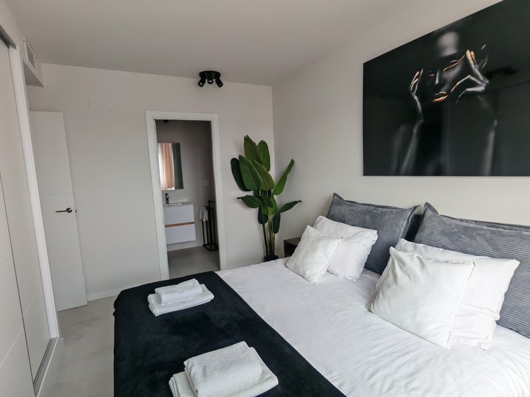 Apartment for Sale in Mil Palmeras, Alicante 23