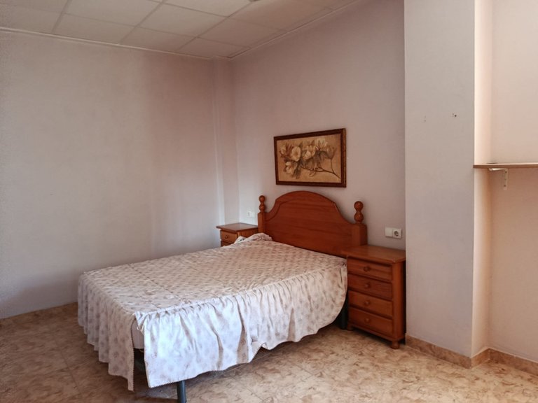 Villa for Sale in Elche, Alicante 24