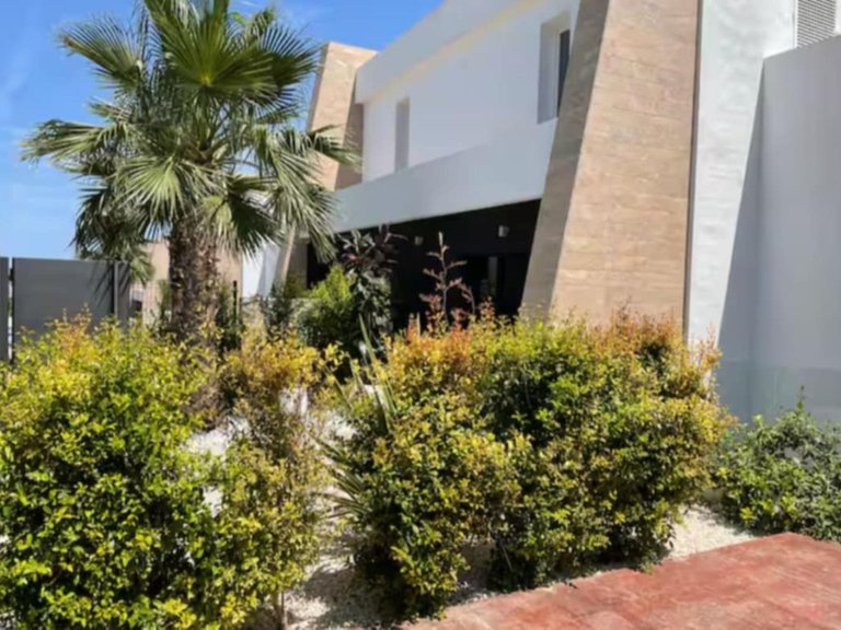Villa for Sale in Algorfa, Alicante 9