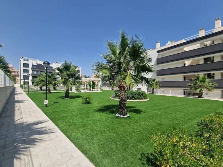 Apartment for Sale in Villamartin, Alicante 10