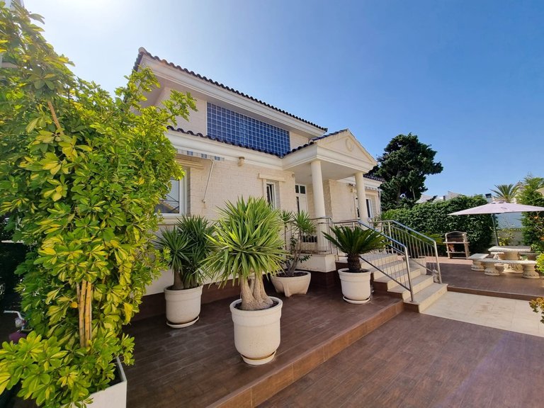 Villa for Sale in Torrevieja, Alicante 20