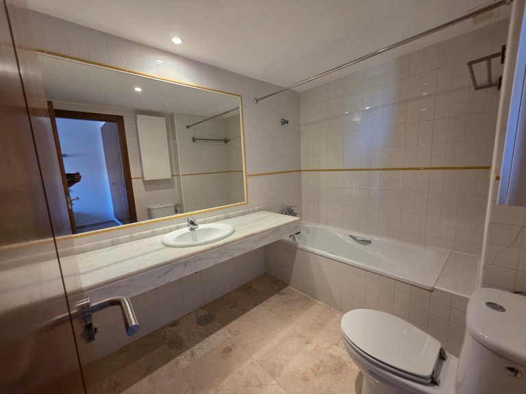 Apartment for Sale in Punta Prima, Alicante 14