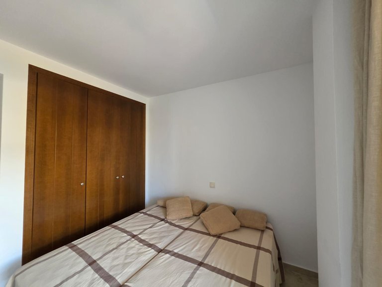 Apartment for Sale in Punta Prima, Alicante 21