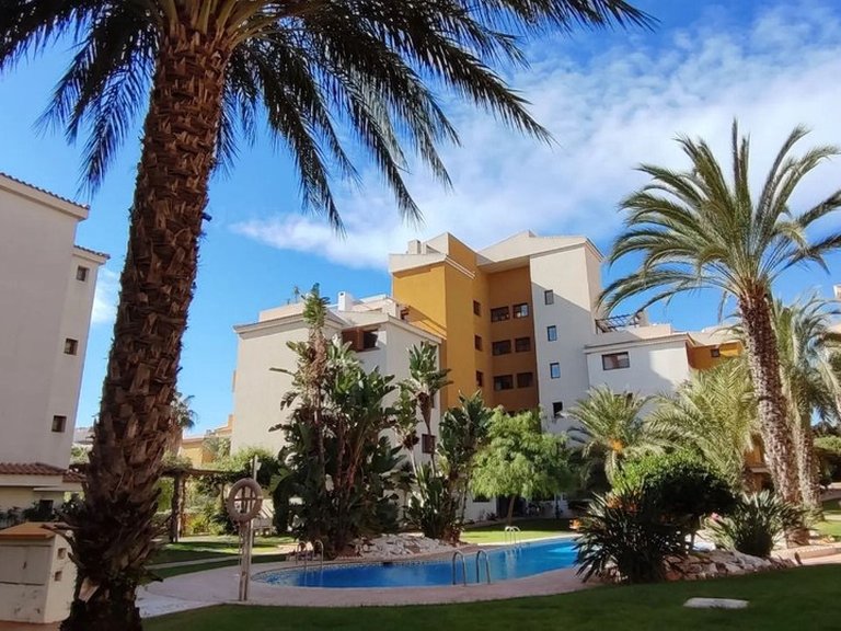 Apartment for Sale in Punta Prima, Alicante 24