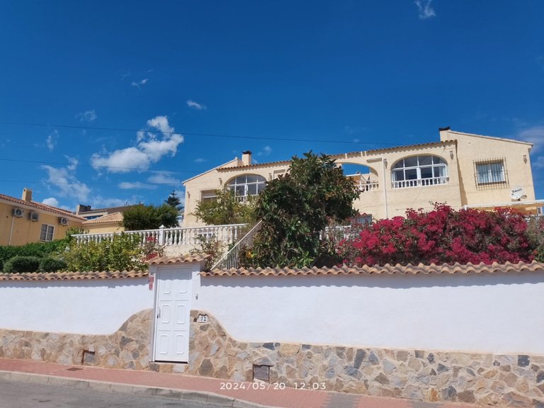 Villa for Sale in Torrevieja, Alicante 21