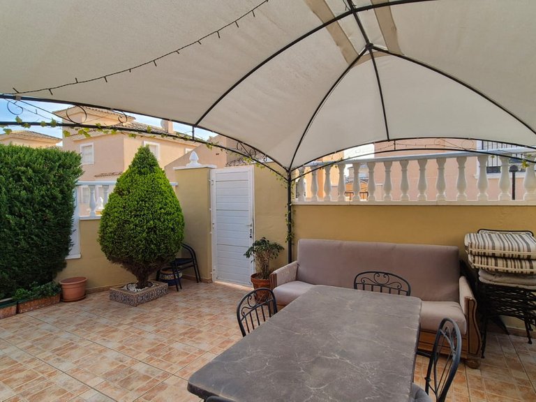 Villa for Sale in Los Altos, Alicante 29