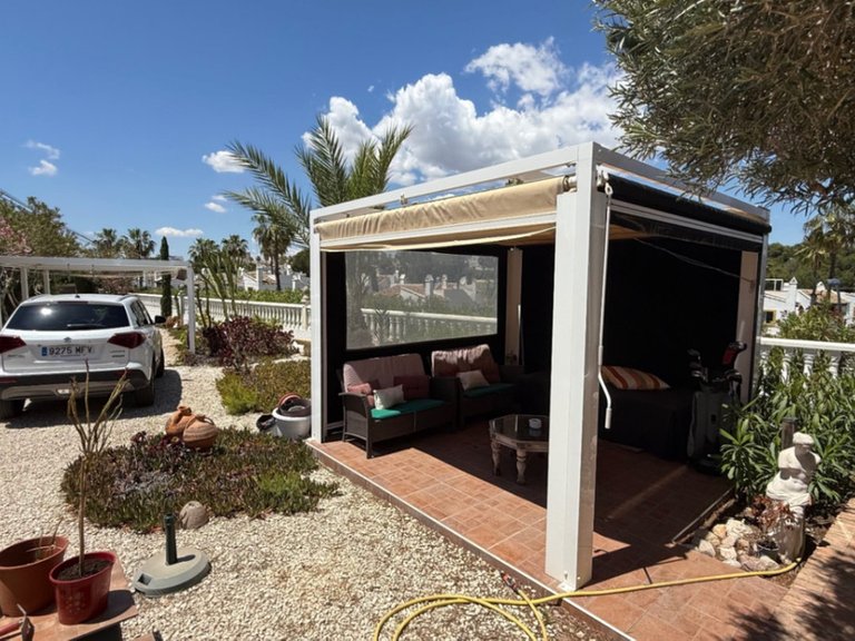 Villa for Sale in Villamartin, Alicante 29