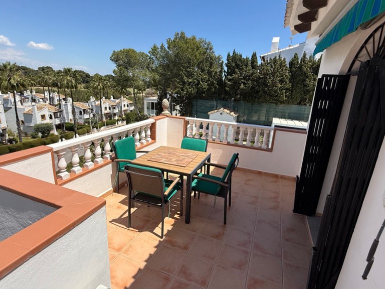 Villa for Sale in Villamartin, Alicante 37