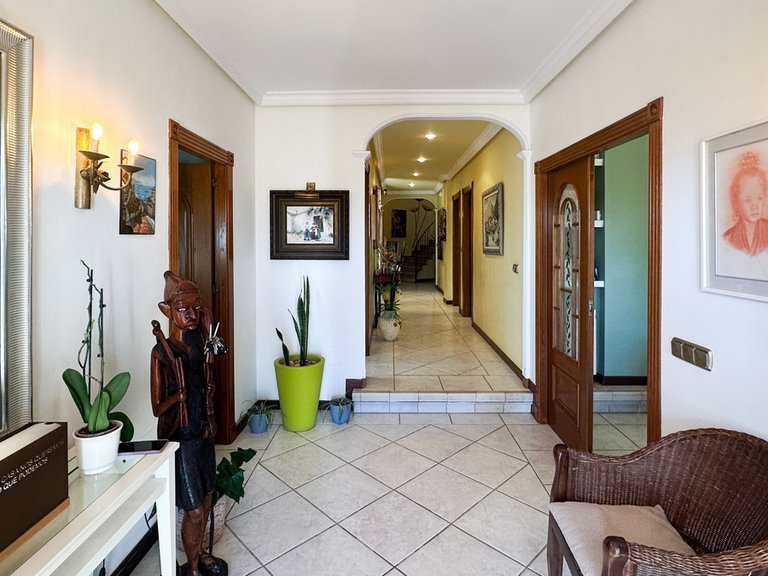 Villa for Sale in Torrevieja, Alicante 5
