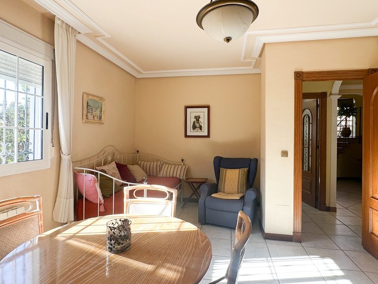 Villa for Sale in Torrevieja, Alicante 14