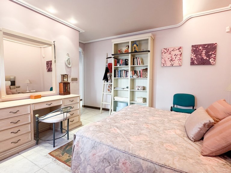 Villa for Sale in Torrevieja, Alicante 25